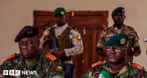 গিনি-বিসাউতে অভ্যুত্থান, রাষ্ট্রপতির গ্রেপ্তারে কেঁপে উঠল