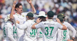 হারমারের দুর্দান্ত পারফর্মেন্সে দক্ষিণ আফ্রিকা ভারতকে ৯৩ রানে অলআউট করে টেস্ট জয়ের স্বাদ পেল