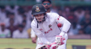 ১০০তম টেস্টে সেঞ্চুরি থেকে মাত্র এক রান দূরে মুশফিক