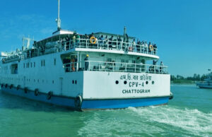 দুই দিনে সেন্ট মার্টিন দ্বীপে যেতে পারেনি কোনও পর্যটক, কক্সবাজার থেকে জাহাজ চলাচল অনিশ্চিত