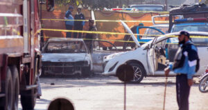 পাকিস্তানের মন্ত্রী বলেছেন, ইসলামাবাদে আত্মঘাতী বোমা হামলায় ১২ জন নিহত হয়েছেন