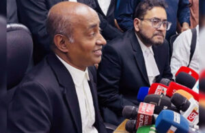 তত্ত্বাবধায়ক সরকার পুনর্বহাল করলে বাংলাদেশ আবার গণতন্ত্রের মহাসড়কে ফিরে আসবে: এজি