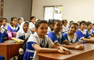 শিক্ষকদের অতিরিক্ত যত্ন শিক্ষার্থীদের উপস্থিতি বৃদ্ধি করে