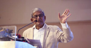 আমরা ক্রান্তিকালে আছি, অনিশ্চয়তার পরিবেশ বিরাজ করছে: মির্জা ফখরুল