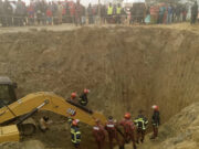 ৩৫ ফুট উচ্চতায় এখনও শিশু শাজিদের খোঁজ পাওয়া যায়নি, উদ্ধার অভিযান অব্যাহত