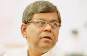 জাতীয় প্রেস ক্লাবের সাবেক সভাপতি শওকত মাহমুদ গ্রেপ্তার