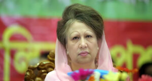 খালেদা জিয়ার বিদেশ ভ্রমণ তার শারীরিক অবস্থার উপর নির্ভর করছে: এজেডএম জাহিদ