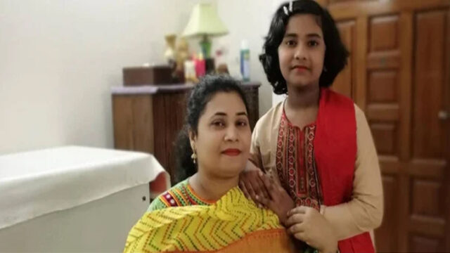 Mohammadpur Mother Daughter