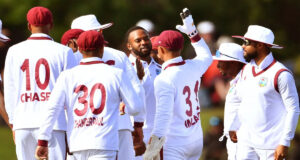 নিউজিল্যান্ড ২৩১/৯, ‘পুরাতন’ ওয়েস্ট ইন্ডিজ পেস-বান্ধব উইকেট ব্যবহার করছে