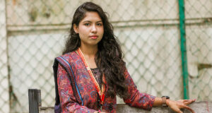 বন্যায় আমাদের বাড়ি এবং আমার সমস্ত বই ভেসে গেছে